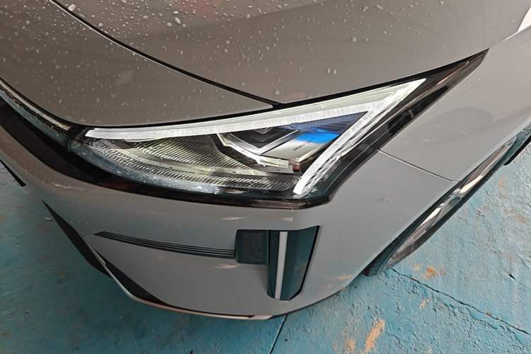 Used Geely Galaxy L6 2025 EM-i 60km Launch Edition Left Front Headlight