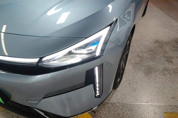 Used Geely Galaxy L6 2025 EM-i 140km Starship Edition Left Front Headlight