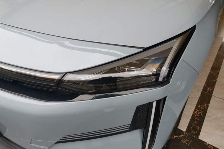 Used Geely Galaxy L6 2025 EM-i 60km Launch Edition Left Front Headlight