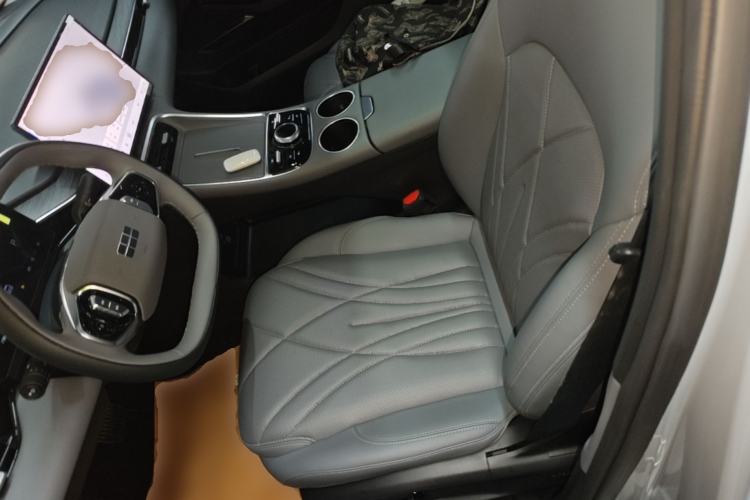 Used Geely Galaxy L6 2025 EM-i 60km Exploration Edition Left Front Seat