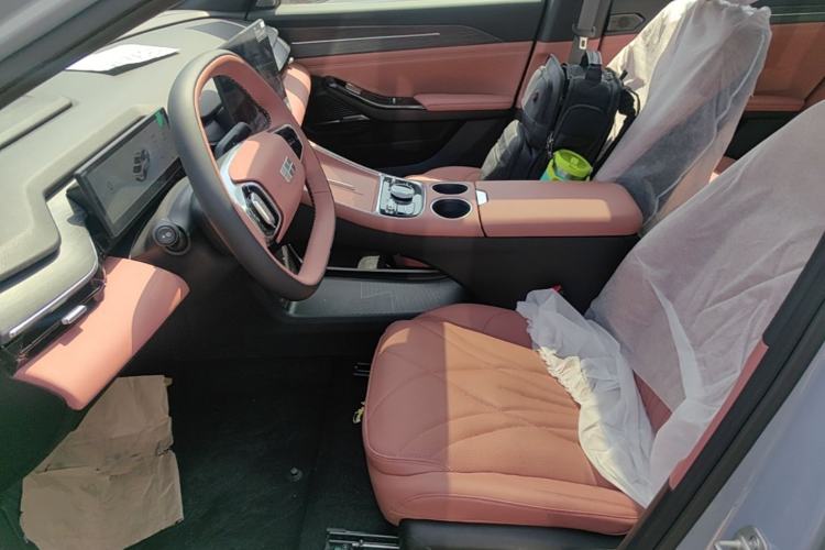 Used Geely Galaxy L6 2025 EM-i 60km Launch Edition Left Front Seat