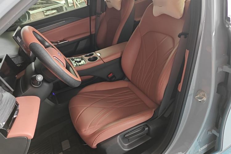 Used Geely Galaxy L6 2025 EM-i 60km Launch Edition Left Front Seat