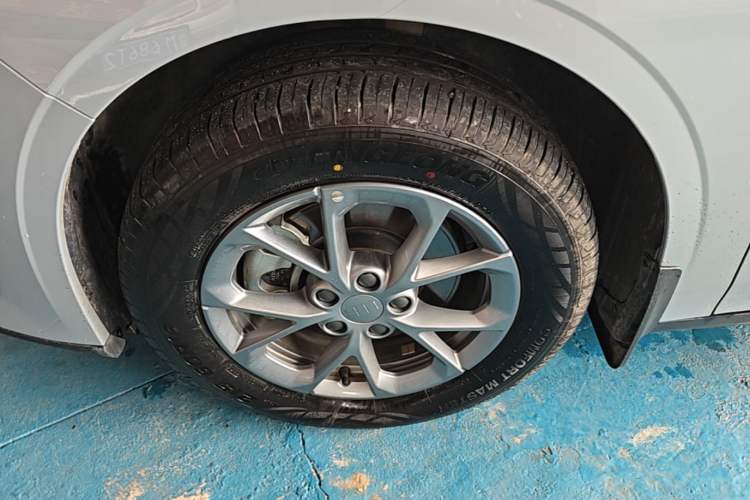 Used Geely Galaxy L6 2025 EM-i 60km Launch Edition Left Front Wheel Hub