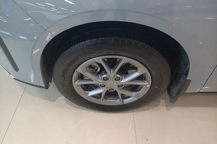 Used Geely Galaxy L6 2025 EM-i 60km Launch Edition Left Front Wheel Hub