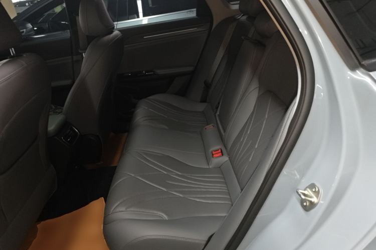 Used Geely Galaxy L6 2025 EM-i 60km Exploration Edition Left Rear Seat