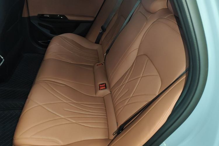 Used Geely Galaxy L6 2025 EM-i 140km Explorer+ Edition Left Rear Seat