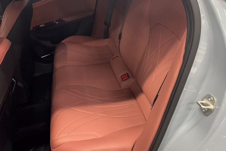 Used Geely Galaxy L6 2025 EM-i 140km Explorer+ Edition Left Rear Seat