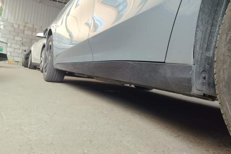 Used Geely Galaxy L6 2025 EM-i 140km Explorer+ Edition Left Side Sill