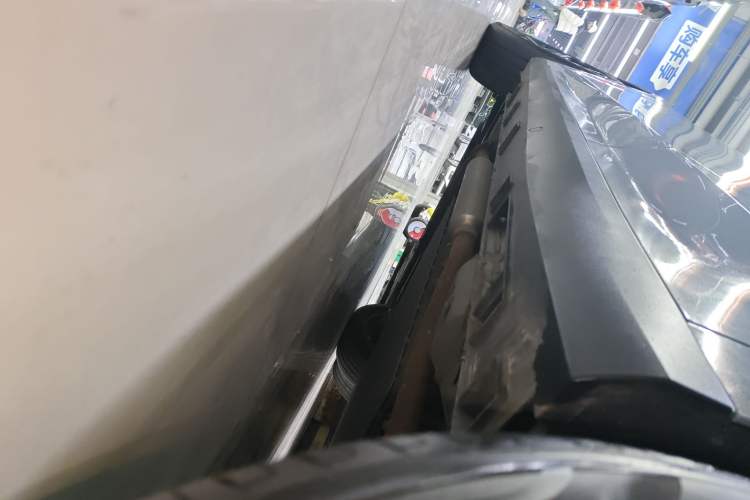 Used Geely Galaxy L6 2025 EM-i 140km Explorer+ Edition Left Side Sill