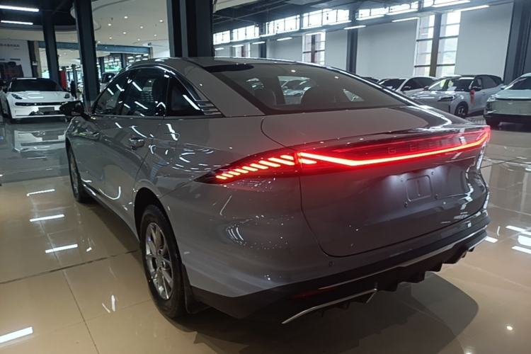 Used Geely Galaxy L6 2025 EM-i 60km Launch Edition Rear Left 45 Deg