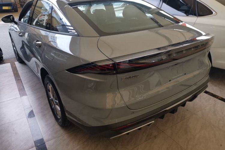 Used Geely Galaxy L6 2025 EM-i 60km Launch Edition Rear Left 45 Deg