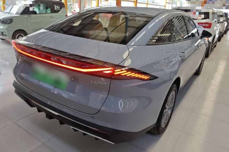 Used Geely Galaxy L6 2025 EM-i 140km Long-Range Version Rear Right 45 Deg
