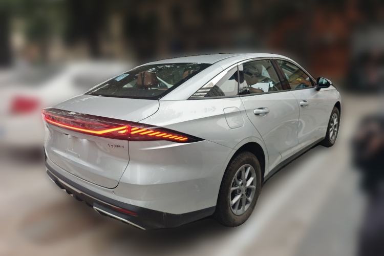 Used Geely Galaxy L6 2025 EM-i 60km Launch Edition Rear Right 45 Deg
