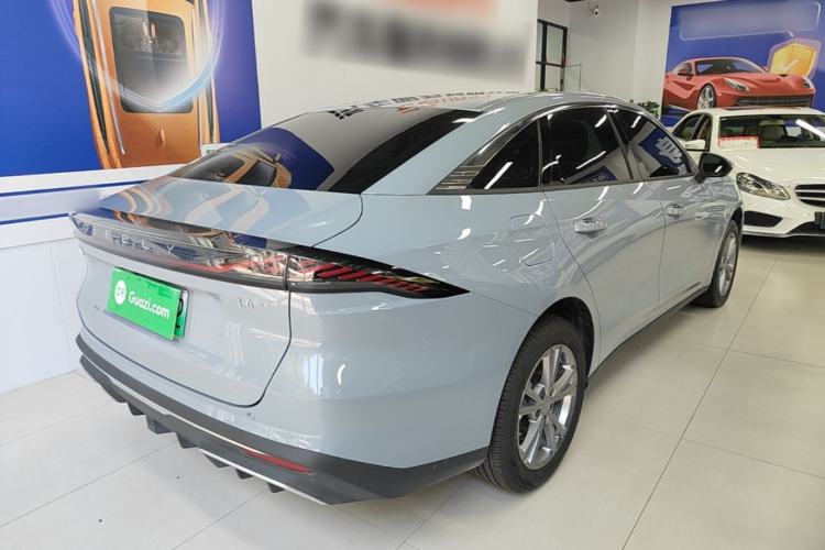 Used Geely Galaxy L6 2025 EM-i 140km Long-Range Version Rear Right 45 Deg