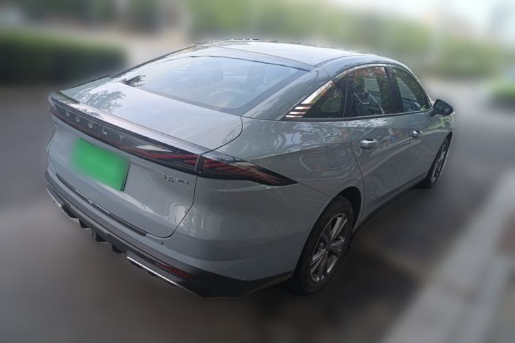 Used Geely Galaxy L6 2025 EM-i 140km Long-Range Version Rear Right 45 Deg
