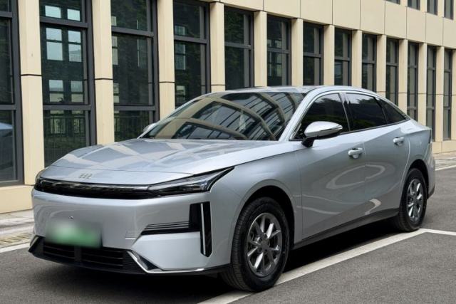 Used Geely Galaxy L6 2025 EM-i 60km Launch Edition