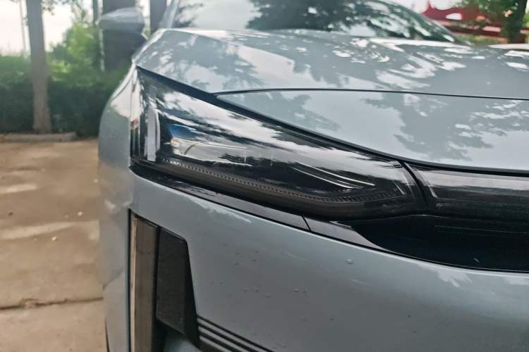 Used Geely Galaxy L6 2025 EM-i 140km Explorer+ Edition Right Front Headlight
