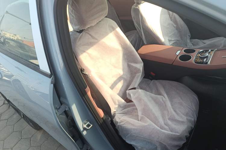 Used Geely Galaxy L6 2025 EM-i 140km Explorer+ Edition Right Front Seat