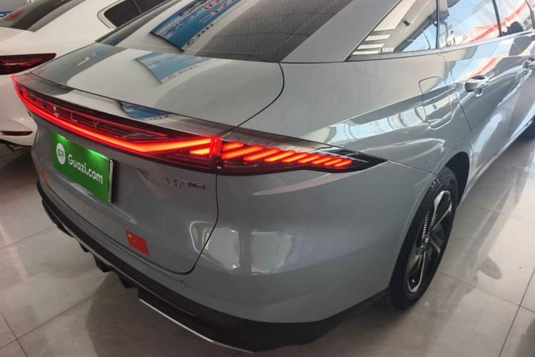 Used Geely Galaxy L6 2025 EM-i 140km Explorer+ Edition Right Rear Taillight