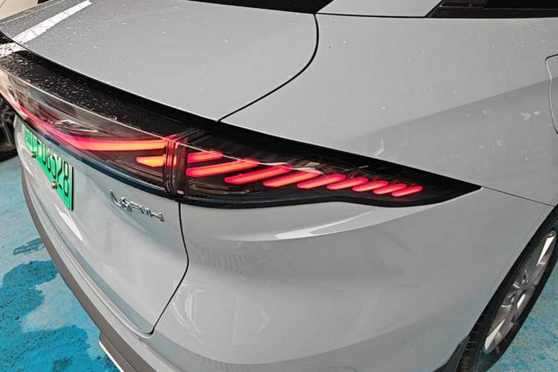 Used Geely Galaxy L6 2025 EM-i 60km Launch Edition Right Rear Taillight