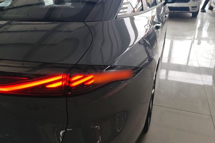 Used Geely Galaxy L6 2025 EM-i 140km Explorer+ Edition Right Rear Taillight