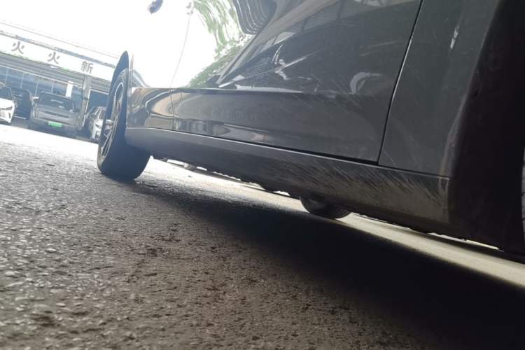 Used Geely Galaxy L6 2025 EM-i 140km Explorer+ Edition Right Side Sill