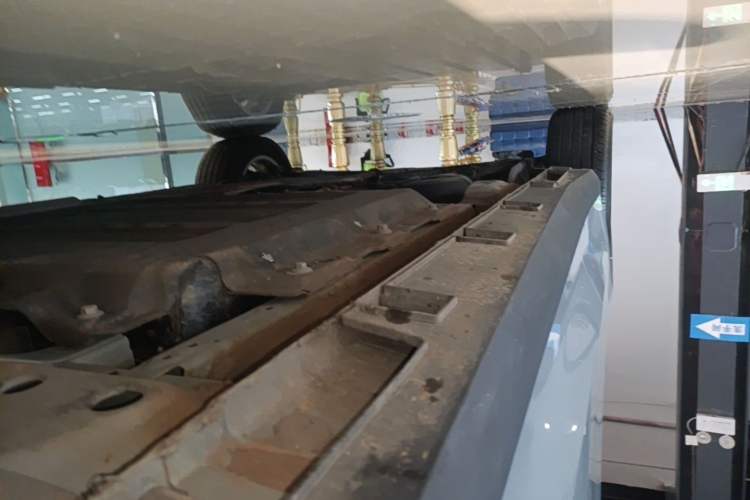 Used Geely Galaxy L6 2025 EM-i 60km Launch Edition Right Side Sill