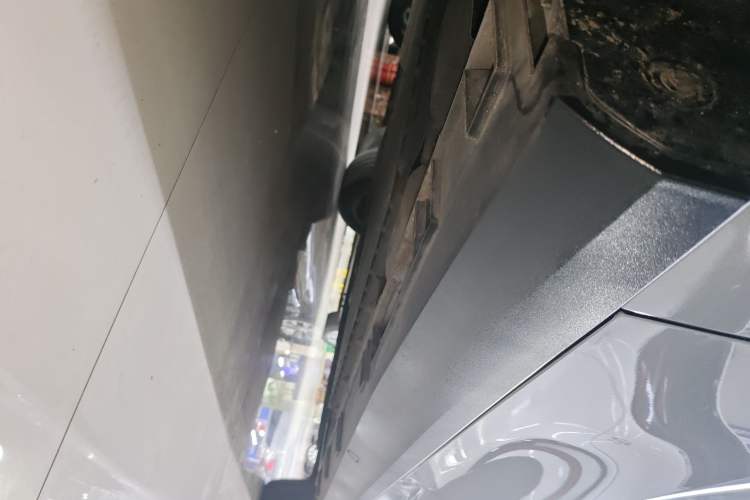 Used Geely Galaxy L6 2025 EM-i 140km Explorer+ Edition Right Side Sill