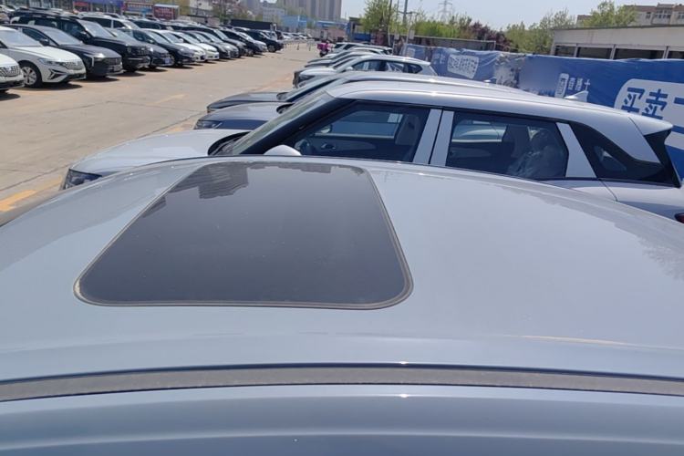 Used Geely Galaxy L6 2025 EM-i 60km Launch Edition Roof