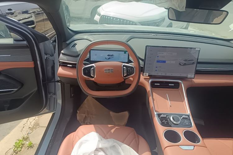 Used Geely Galaxy L6 2025 EM-i 140km Explorer+ Edition Steering Wheel