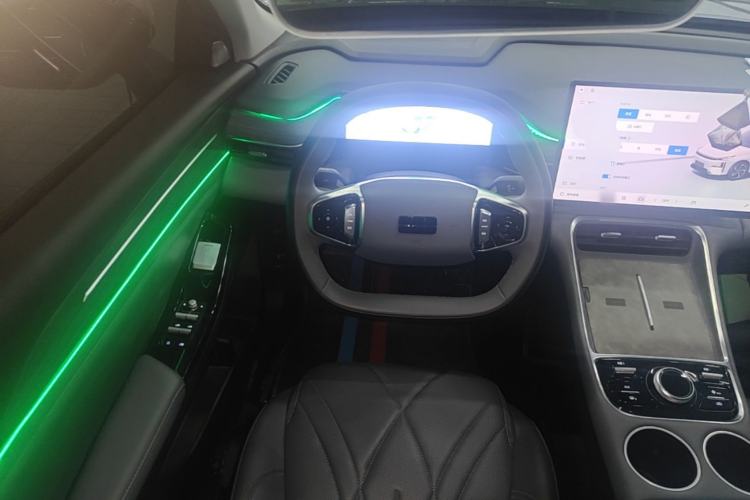Used Geely Galaxy L6 2025 EM-i 140km Explorer+ Edition Steering Wheel