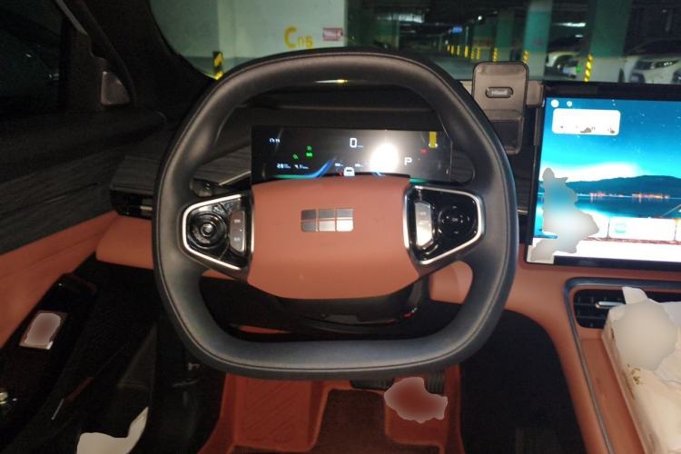 Used Geely Galaxy L6 2025 EM-i 140km Long-Range Version Steering Wheel