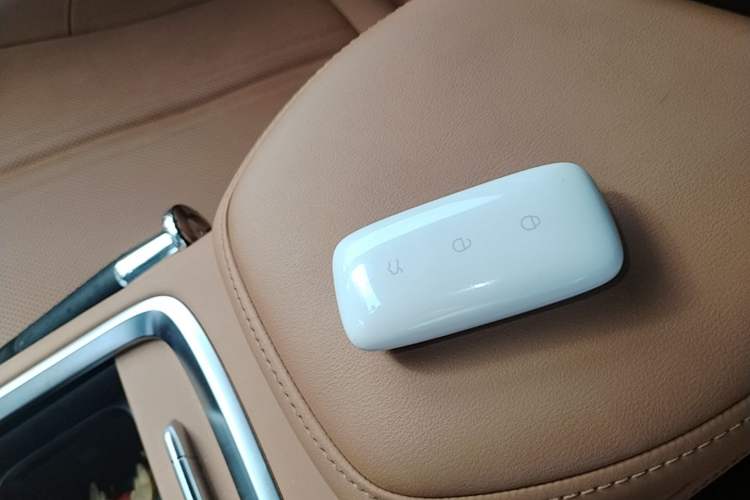 Used Geely Galaxy L6 2025 EM-i 140km Starship Edition Vehicle Key