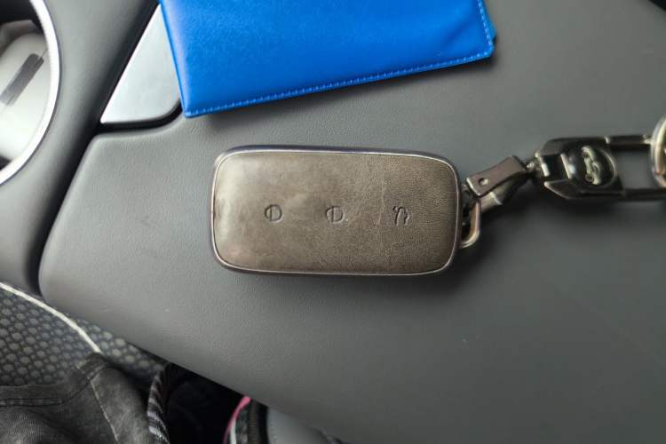 Used Geely Galaxy L6 2025 EM-i 60km Exploration Edition Vehicle Key