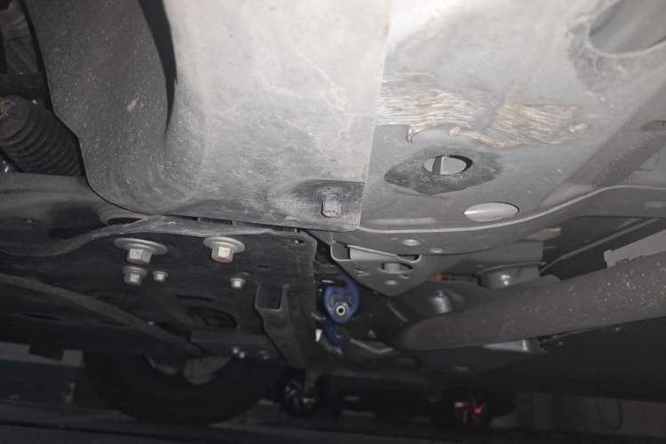 Used Geely Galaxy L6 2025 EM-i 140km Starship Edition Chassis Front