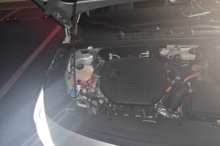 Used Geely Galaxy L6 2025 EM-i 140km Starship Edition Engine Bay Right
