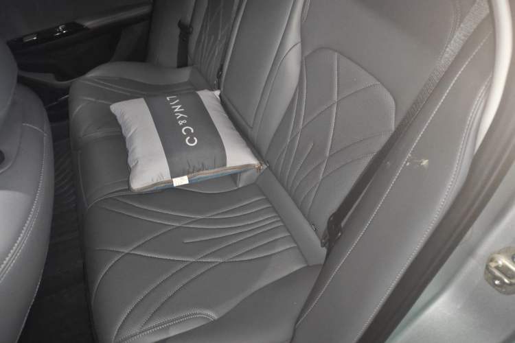 Used Geely Galaxy L6 2025 EM-i 140km Starship Edition Left Rear Seat