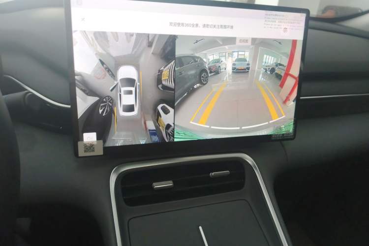 Used Geely Galaxy L6 2025 EM-i 140km Starship Edition Audio And AC Panel