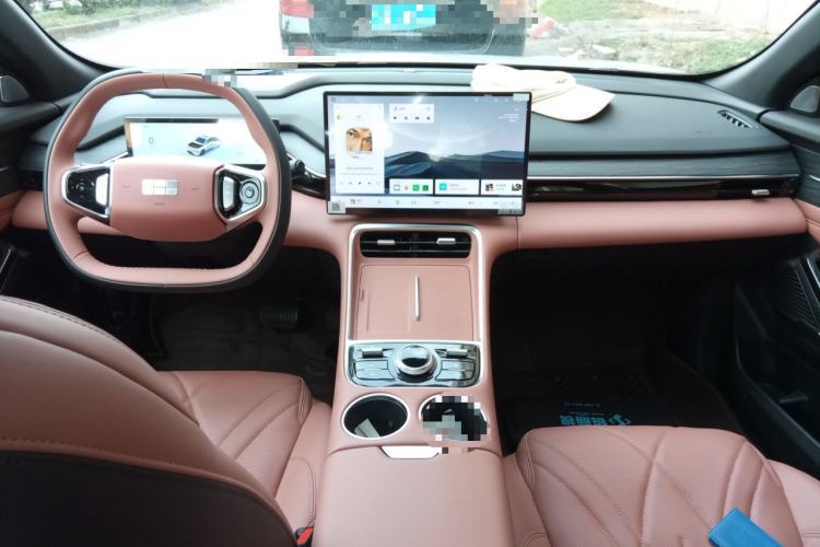 Used Geely Galaxy L6 2025 EM-i 140km Explorer+ Edition Center Console