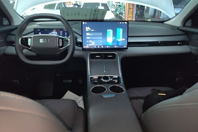 Used Geely Galaxy L6 2025 EM-i 140km Starship Edition Center Console