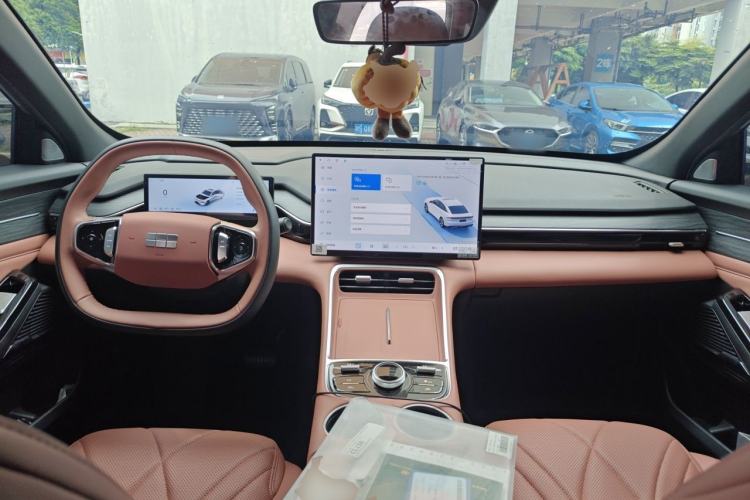 Used Geely Galaxy L6 2025 EM-i 140km Explorer+ Edition Center Console