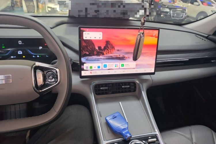 Used Geely Galaxy L6 2025 EM-i 60km Exploration Edition Center Console