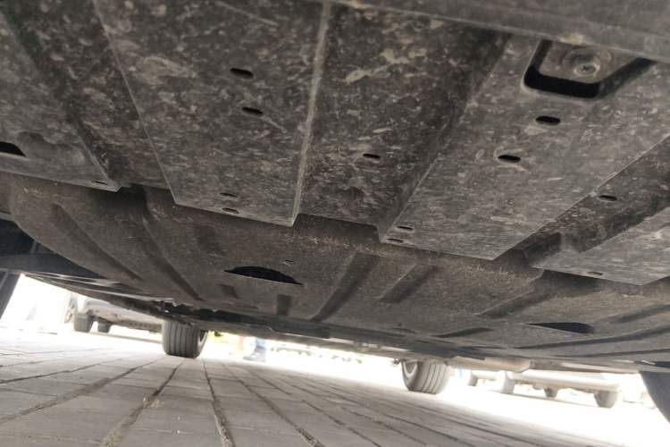 Used Geely Galaxy L6 2025 EM-i 140km Starship Edition Chassis Front