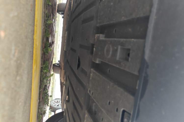 Used Geely Galaxy L6 2025 EM-i 140km Explorer+ Edition Chassis Front