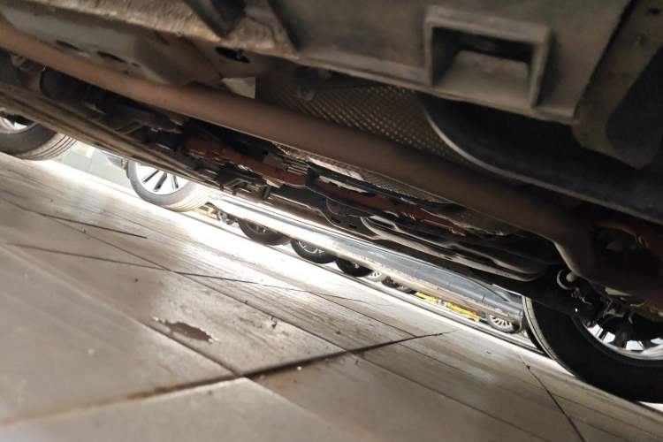 Used Geely Galaxy L6 2025 EM-i 60km Launch Edition Chassis Rear Left