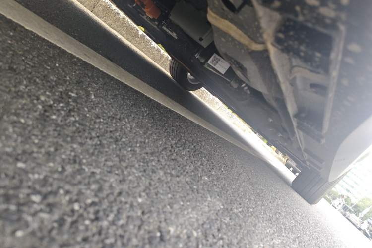 Used Geely Galaxy L6 2025 EM-i 60km Launch Edition Chassis Rear Right