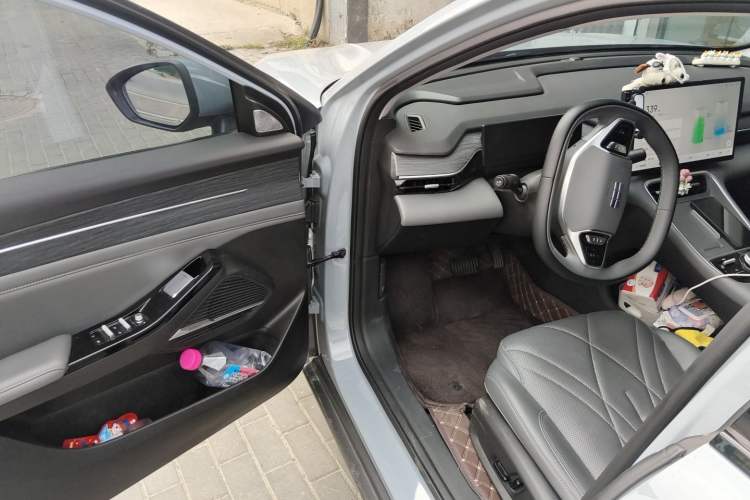 Used Geely Galaxy L6 2025 EM-i 140km Starship Edition Driver Seat