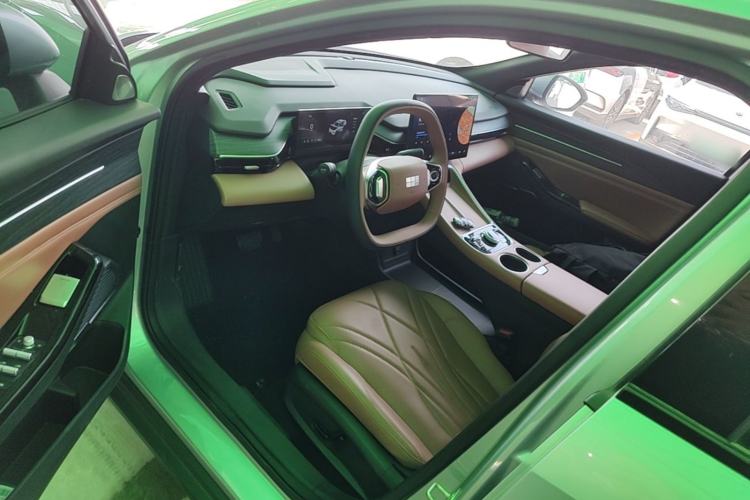 Used Geely Galaxy L6 2025 EM-i 140km Starship Edition Driver Seat