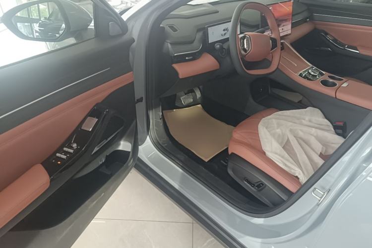 Used Geely Galaxy L6 2025 EM-i 140km Explorer+ Edition Driver Seat
