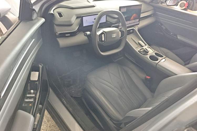 Used Geely Galaxy L6 2025 EM-i 140km Starship Edition Driver Seat